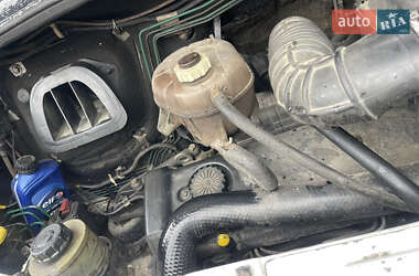 Грузовой фургон Renault Master 1998 в 