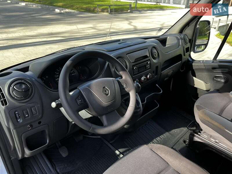 Грузовой фургон Renault Master 2017 в Ковеле
