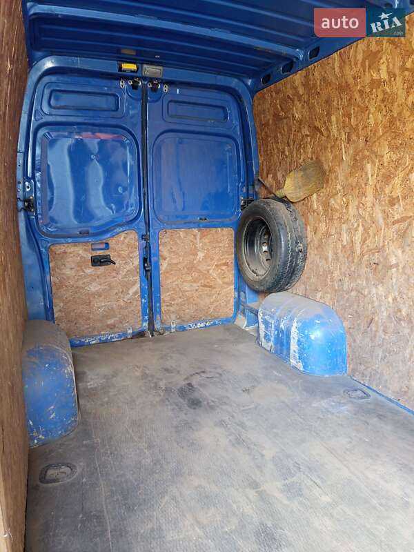 Вантажний фургон Renault Master 2010 в Львові фото 8 Вантажний фургон Renault Master 2010 в Львові