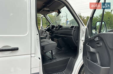 Грузовой фургон Renault Master 2021 в 