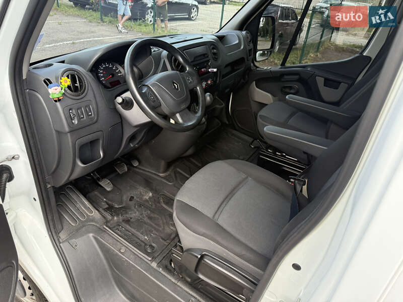 Грузовой фургон Renault Master 2017 в Харькове