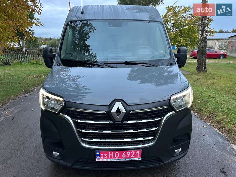 Грузовой фургон Renault Master 2022 в Киеве