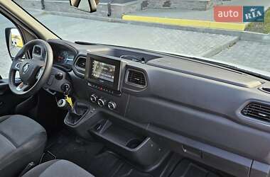 Грузовой фургон Renault Master 2022 в 
