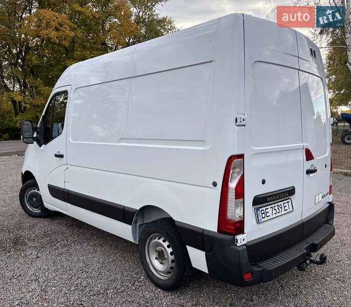 Грузовой фургон Renault Master 2017 в Первомайске