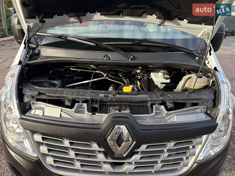 Грузовой фургон Renault Master 2017 в Первомайске