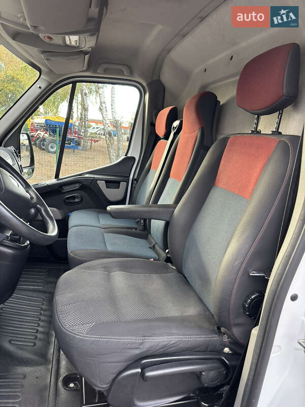 Грузовой фургон Renault Master 2017 в Первомайске