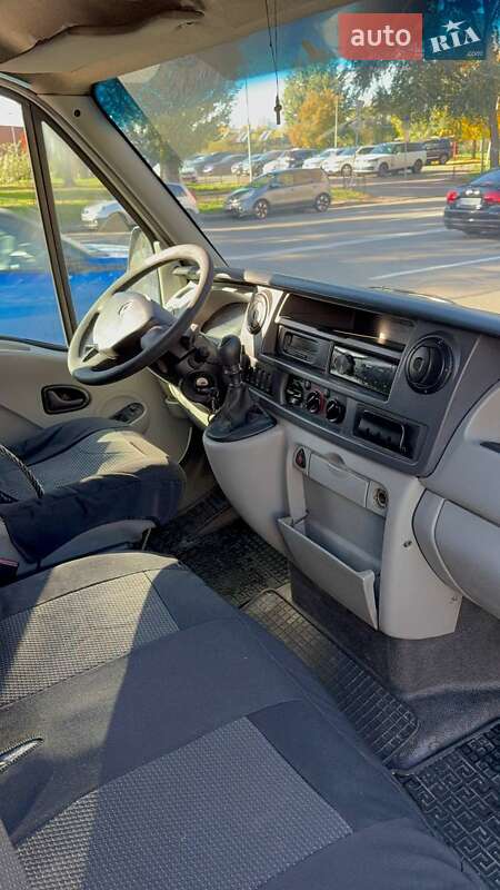 Грузовой фургон Renault Master 2006 в Киеве