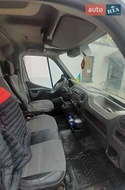 Грузопассажирский фургон Renault Master 2014 в 