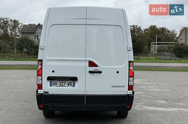 Грузовой фургон Renault Master 2022 в 