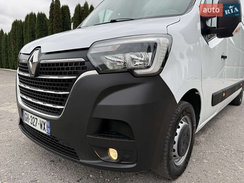 Грузовой фургон Renault Master 2022 в Дубно