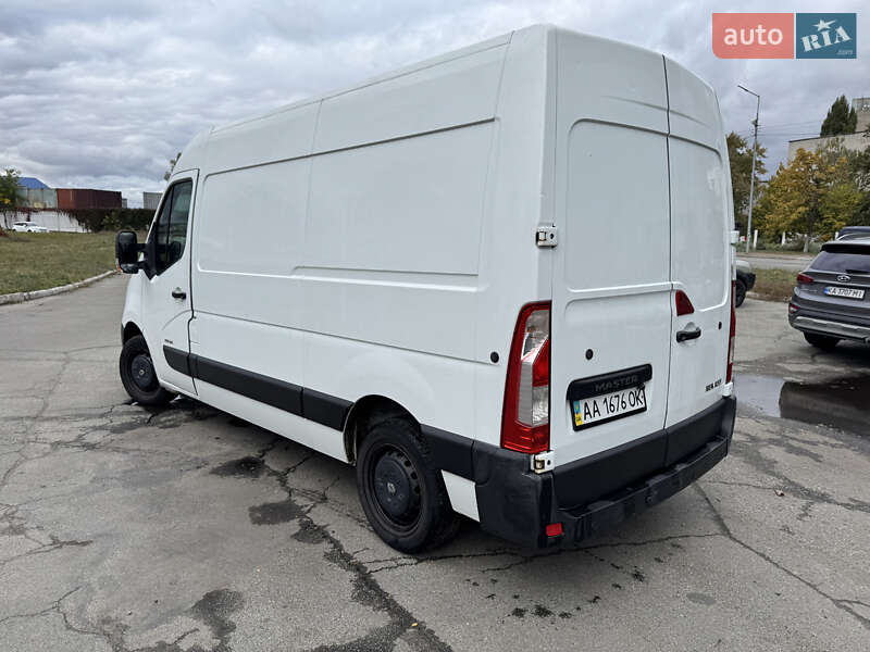 Вантажний фургон Renault Master 2012 в Києві