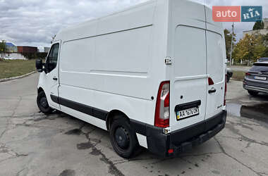 Грузовой фургон Renault Master 2012 в 