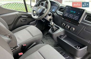 Грузовой фургон Renault Master 2021 в 
