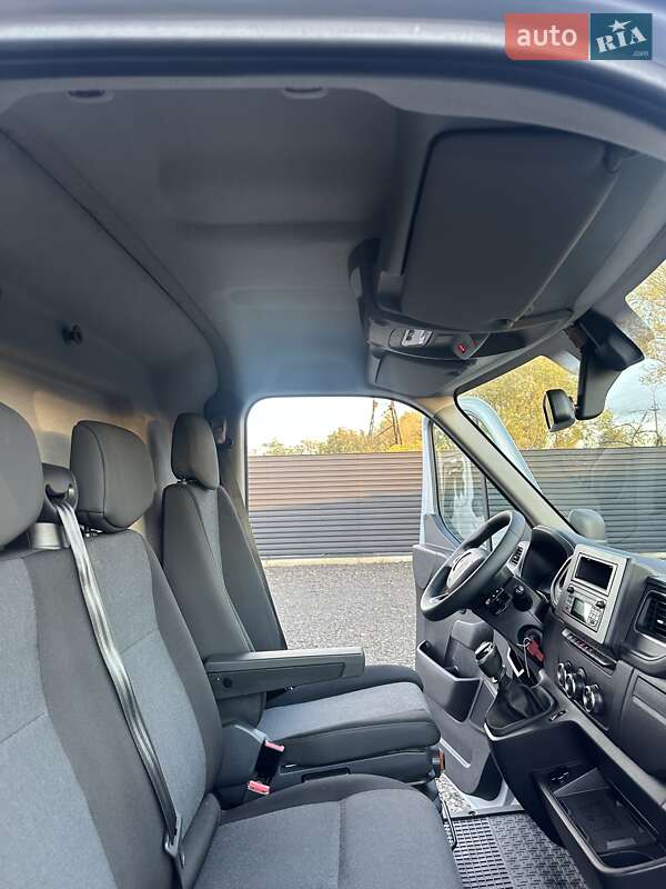 Вантажний фургон Renault Master 2020 в Ковелі