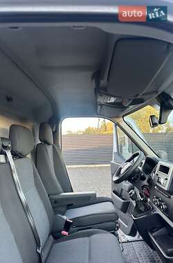 Грузовой фургон Renault Master 2020 в 