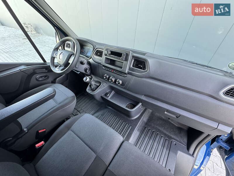 Тентованый Renault Master 2021 в Мукачево