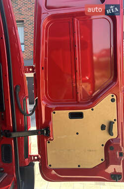 Грузовой фургон Renault Master 2019 в 