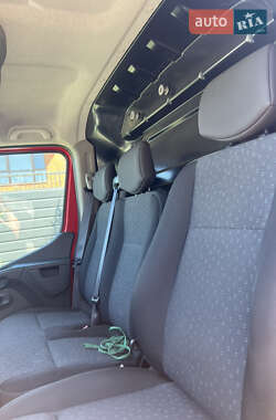 Грузовой фургон Renault Master 2019 в 
