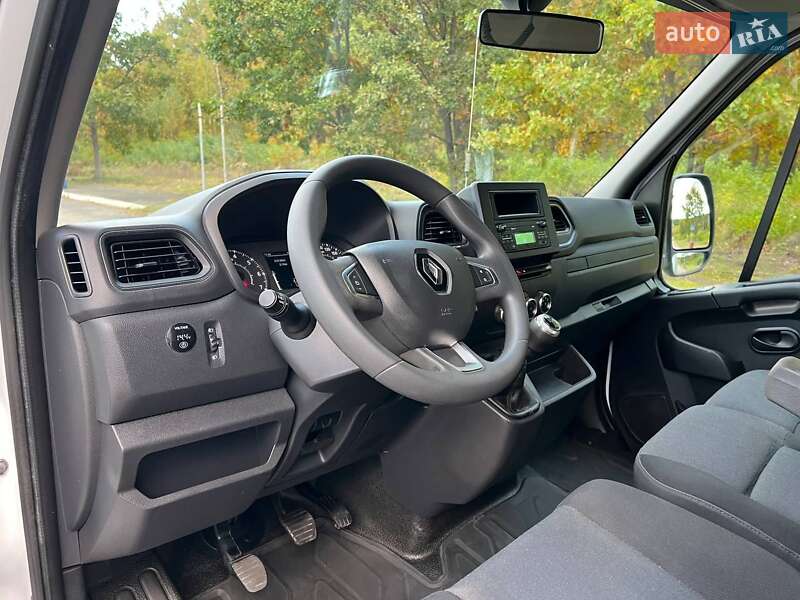 Тентованый Renault Master 2021 в Киеве
