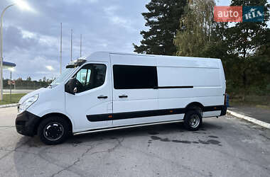 Грузопассажирский фургон Renault Master 2015 в 