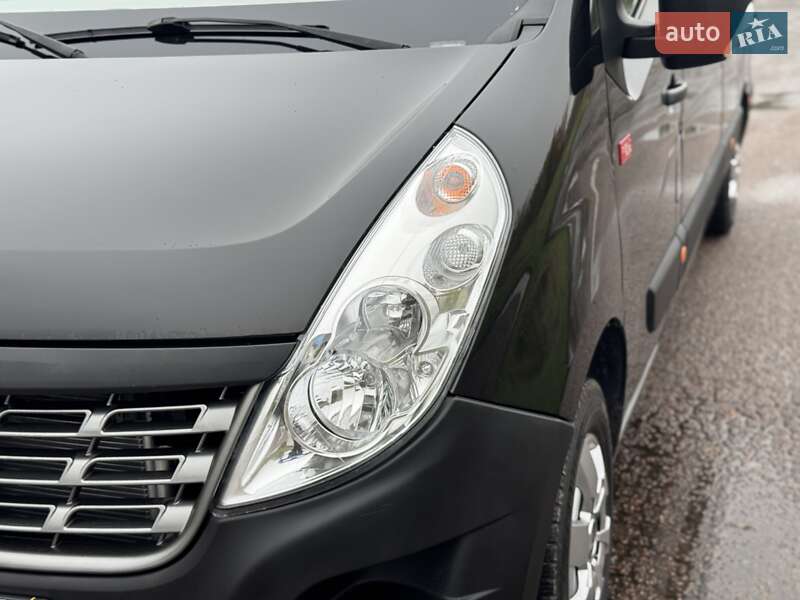 Грузовой фургон Renault Master 2017 в Дубно