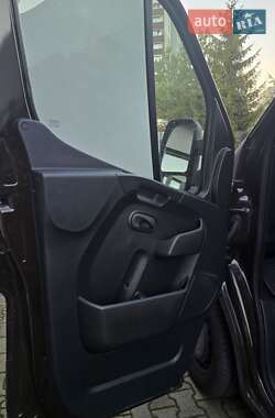 Грузовой фургон Renault Master 2020 в 