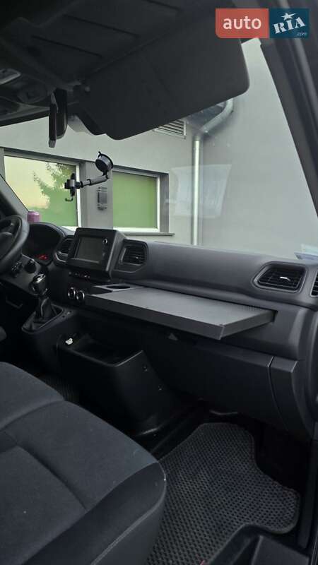 Грузовой фургон Renault Master 2020 в Тернополе