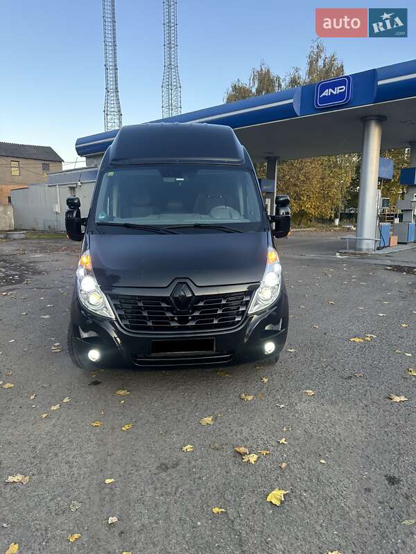 Мікроавтобус Renault Master 2016 в Чернівцях