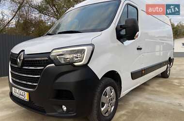 Грузовой фургон Renault Master 2022 в 