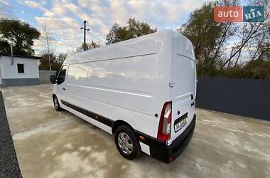 Грузовой фургон Renault Master 2022 в 