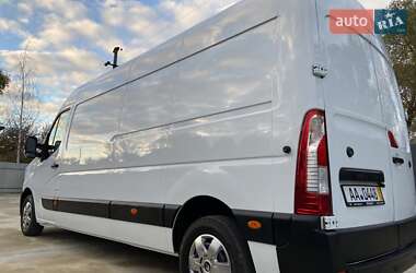 Грузовой фургон Renault Master 2022 в 
