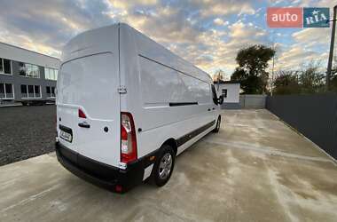 Грузовой фургон Renault Master 2022 в 