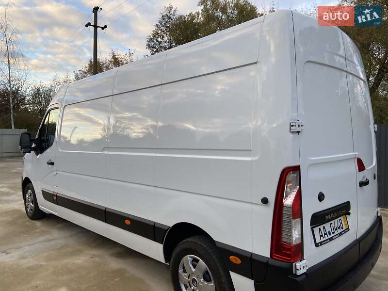 Грузовой фургон Renault Master 2022 в Киеве