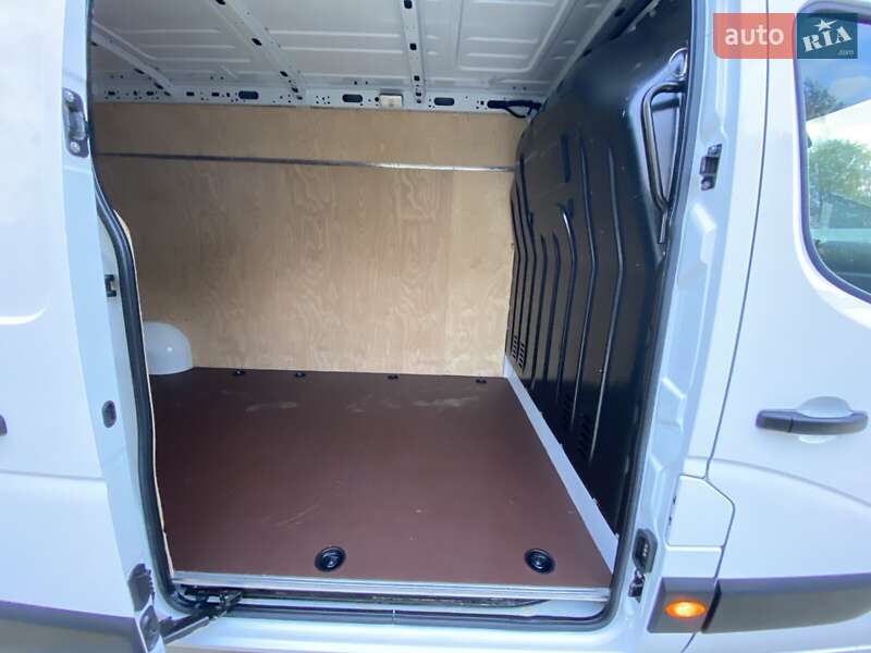 Грузовой фургон Renault Master 2022 в Киеве