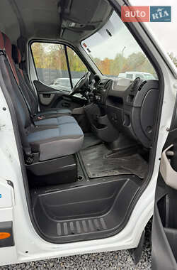 Грузовой фургон Renault Master 2017 в 