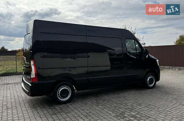 Вантажний фургон Renault Master 2022 в 