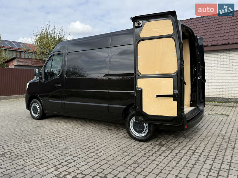 Грузовой фургон Renault Master 2022 в Киеве