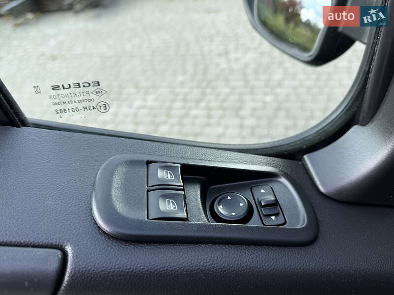 Грузовой фургон Renault Master 2022 в Киеве