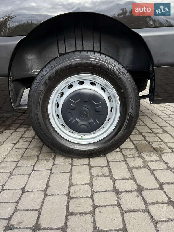 Грузовой фургон Renault Master 2022 в Киеве
