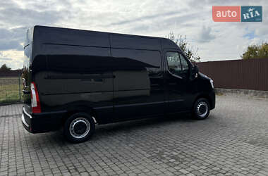 Вантажний фургон Renault Master 2022 в 