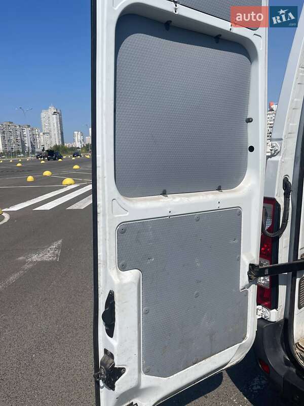 Вантажний фургон Renault Master 2015 в Києві фото 9 Вантажний фургон Renault Master 2015 в Києві
