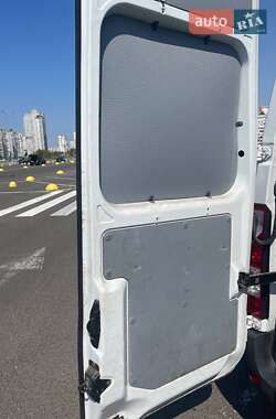 Грузовой фургон Renault Master 2015 в  фото 9 Грузовой фургон Renault Master 2015 в