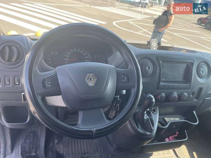 Вантажний фургон Renault Master 2015 в Києві фото 12 Вантажний фургон Renault Master 2015 в Києві