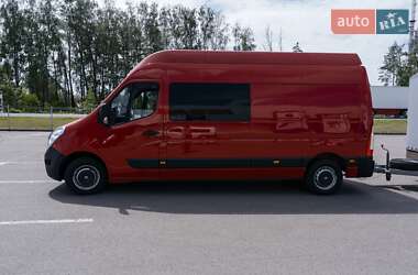 Вантажопасажирський фургон Renault Master 2018 в  фото 2 Вантажопасажирський фургон Renault Master 2018 в