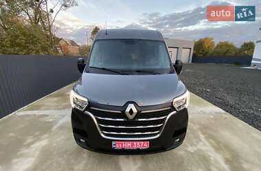 Грузовой фургон Renault Master 2023 в 