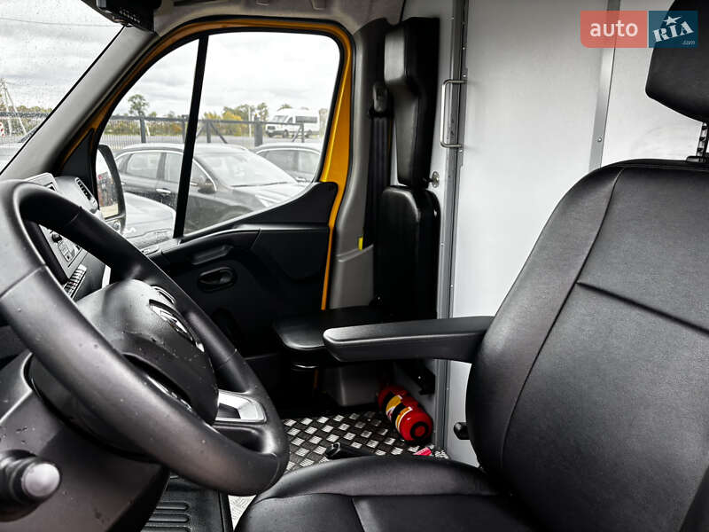 Грузовой фургон Renault Master 2020 в Львове