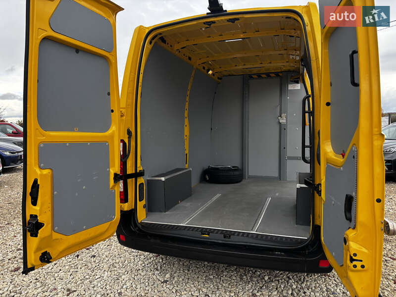 Грузовой фургон Renault Master 2020 в Львове
