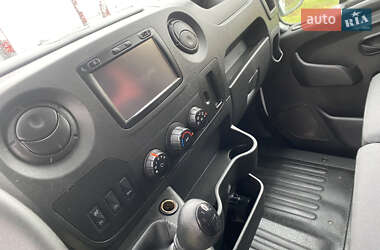 Грузопассажирский фургон Renault Master 2019 в 