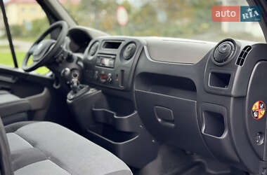 Грузовой фургон Renault Master 2016 в 