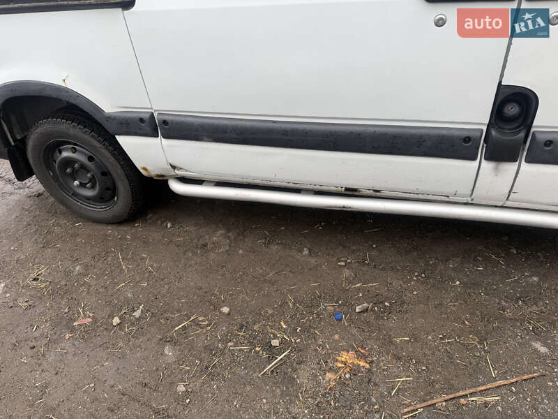 Грузовой фургон Renault Master 2004 в Борисполе